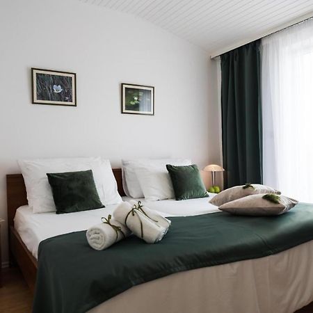 Guest House Lana 1 Сплит Экстерьер фото